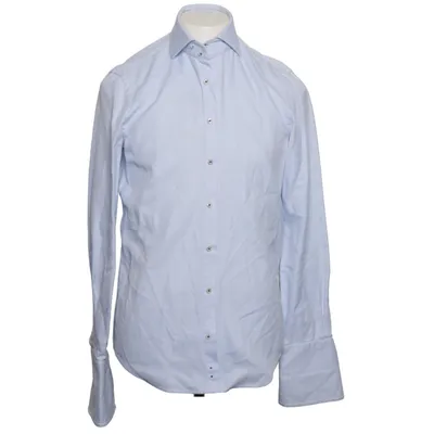 Shirt (Blauw) van Emanuel Berg