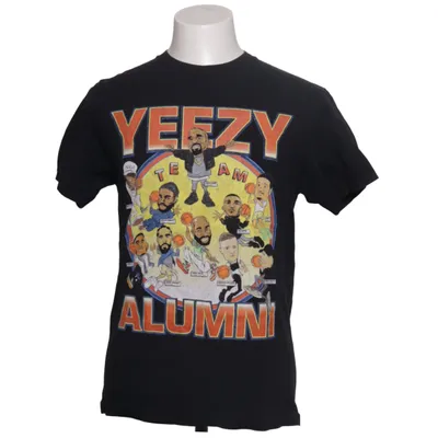 T-shirt (Yeezy Alumni) fra Chinatown market Bomuld