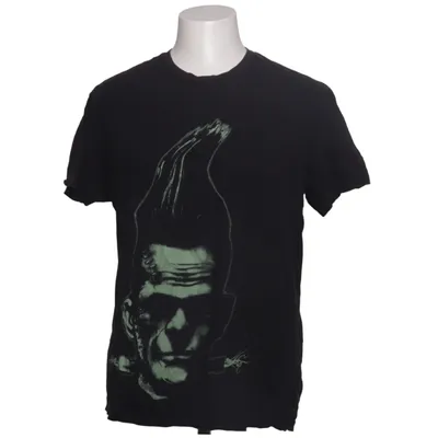 T-shirt (Black) from Too Fast
