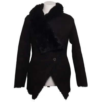 Veste en peau de mouton retournée (Noir) de Usha Acrylique, Polyester
