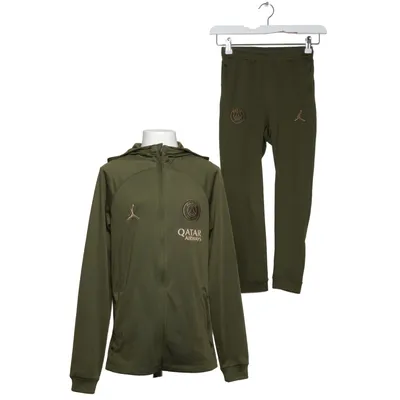 Träningsset (Grön) från Jordan Polyester