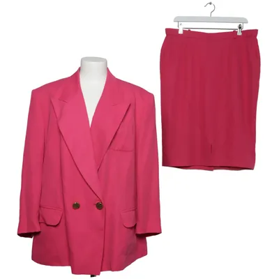 Jakkesæt med nederdel (Pink) fra Givenchy