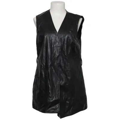 Ydervest (Belted Pu Vest) fra Karo Kauer x NA-KD Polyester, Polyurethan