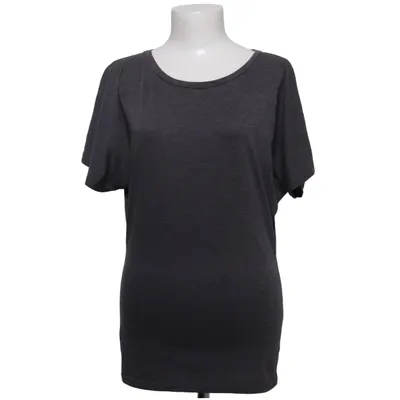 T-shirt (Grijs) van Fancyqube