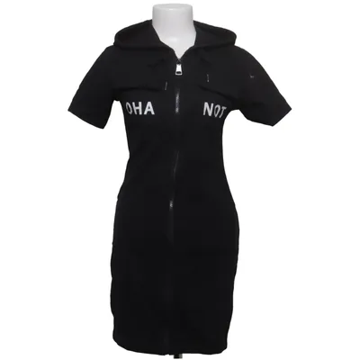 Kapuzenkleid (Schwarz) von Alit Moda Baumwolle, Elasthan