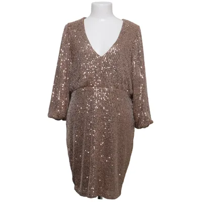Robe de cocktail (Or) de Chica London Polyester