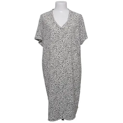Dress (White, Black) from Sutherland