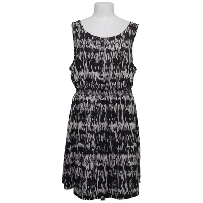 Dress (Black, White) from Inspire
