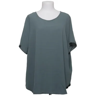 Topp (Carvica Ss Top Wvn Noos) från ONLY Carmakoma Återvunnen polyester