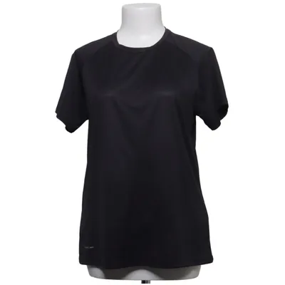 Sports top (Black) from SATS Polyester