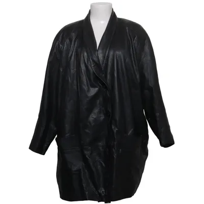 Jacka (Svart) från Yorn Boutique