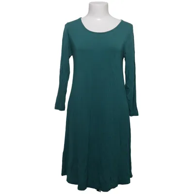 Klänning (Grön) från Dress Like Marie Elastan, Viskos