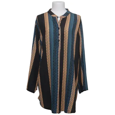 Blouse (Black, Blue, Beige) from Lacony