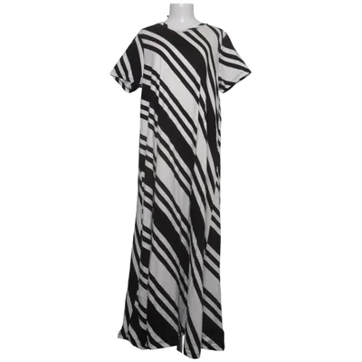 Robe longue (Noir, Blanc) de Soaked in Luxury Coton