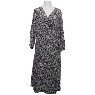 Robe portefeuille (Noir, Blanc) de Studio Clothing Viscose
