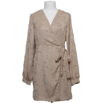 Wrap dress (Beige) from IVIVI Polyester
