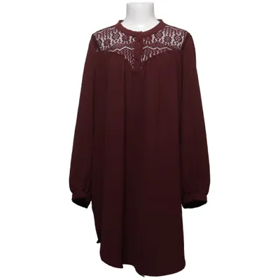 Blouse (Rouge) de ONLY Carmakoma Polyester recyclé