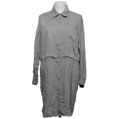 Robe chemise (Gris) de Missguided Tall Viscose