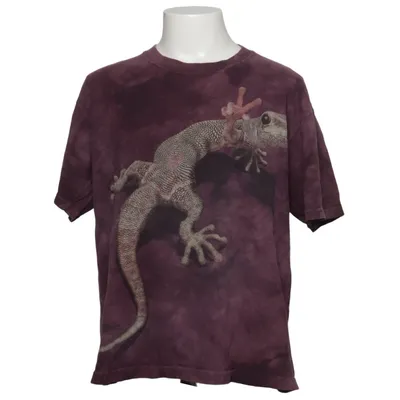 T-shirt (Purple) from The Mountain