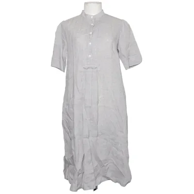Robe (Gris) de H. Moser Lin