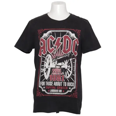 T-shirt (Svart, Röd, Vit) från ACDC