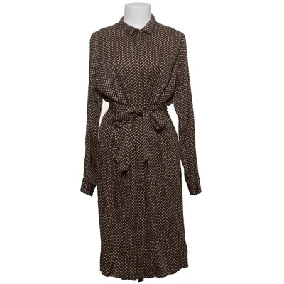 Omlottklänning (Brun, Svart) från Moodo Viskos