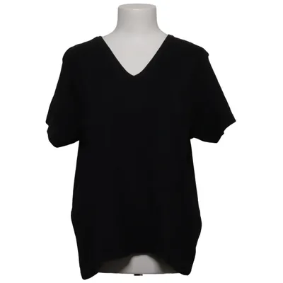 T-shirt (Black) from Never Mind Cotton