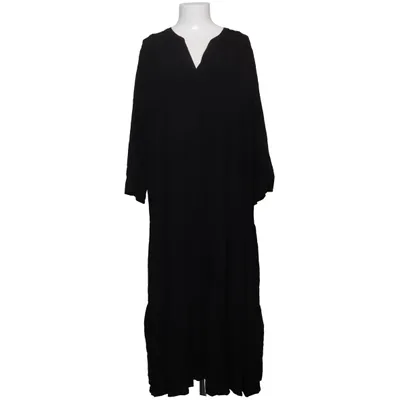 Maxi dress (Black) from Cellbes Viscose