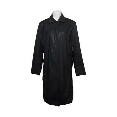 Manteau imperméable (Noir) de Cappuccini by Desam Polyester
