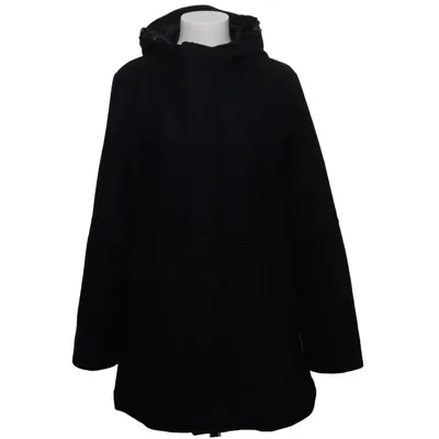 Kappa (Svart) från Graphite Polyester, Viskos, Ull