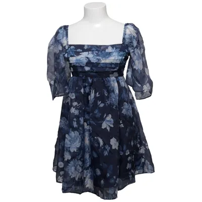 Cocktailklänning (159D2325) från Abercrombie & Fitch Polyamid, Polyester, Viskos