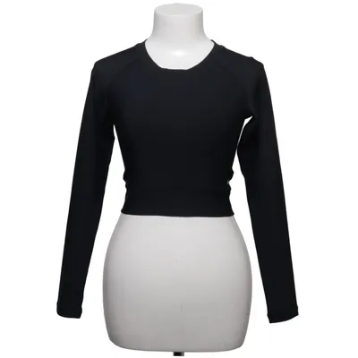 Crop top (Black) from Ryvelle