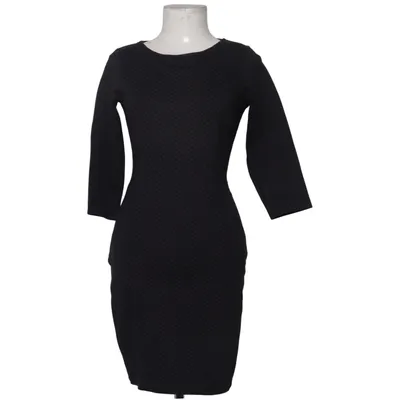 Robe (Noir) de Closet London