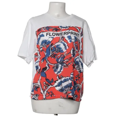 T-shirt (Hvid, Rød, Blå) fra One More Story
