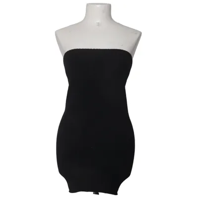 Robe (Noir) de Nøstebarn