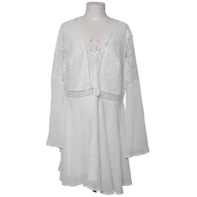 Robe (Blanc) de Double Crazy Polyester