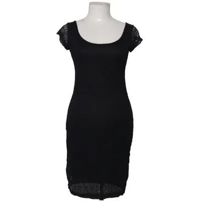 Robe de cocktail (M10080) de Robin Nylon