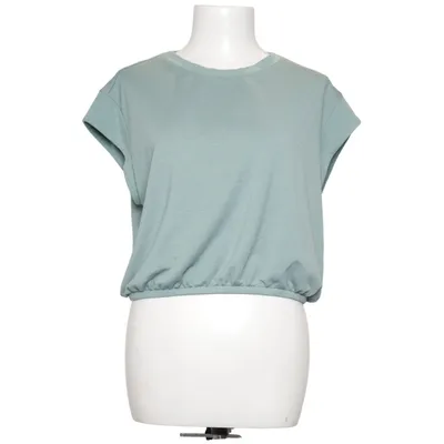 Top (Green) from Alo Yoga