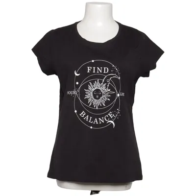 T-shirt (Schwarz) von Beloved Woman