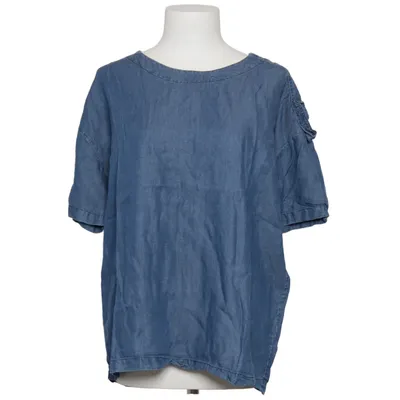 Top (Blue) from Luxzuz Lyocell