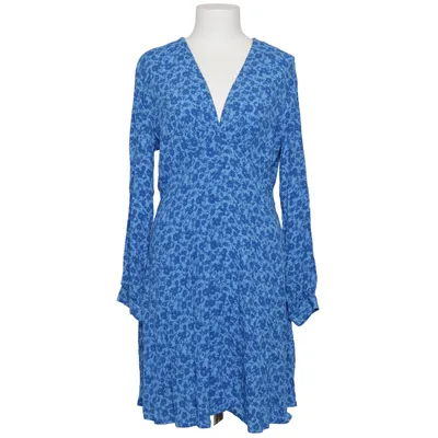 Jurk (Blauw) van Reserved Viscose