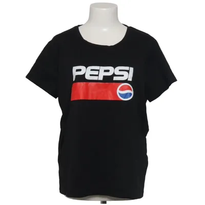T-shirt (Black) from Pepsi