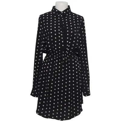 Robe chemise (Noir, Blanc) de Perla Nera