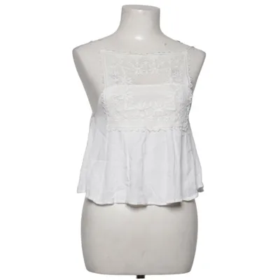 Top (White) from Kimchi Blue Viscose