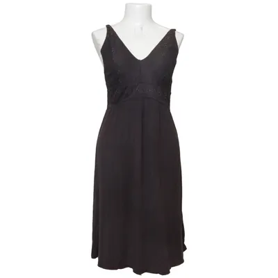 Robe (Noir) de Essenza Élasthane, Modal