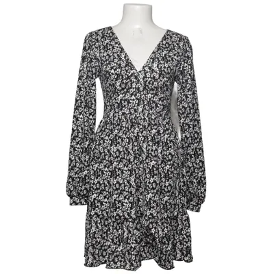 Dress (Black, White) from About You Elastane, Polyester
