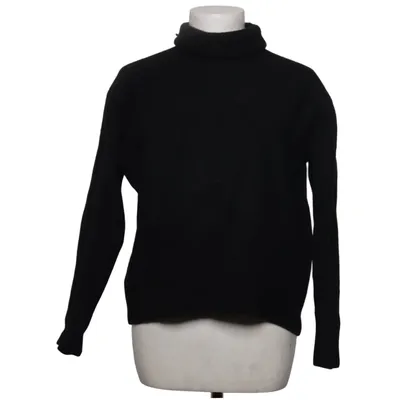 Turtleneck (Black) from Les Deux