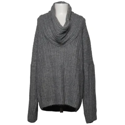 Turtleneck (Gray) from Source Unknown