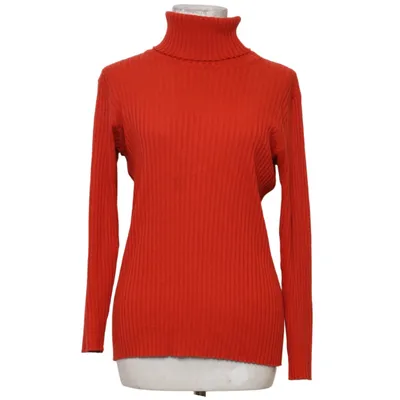 Turtleneck (Red) from Carmen