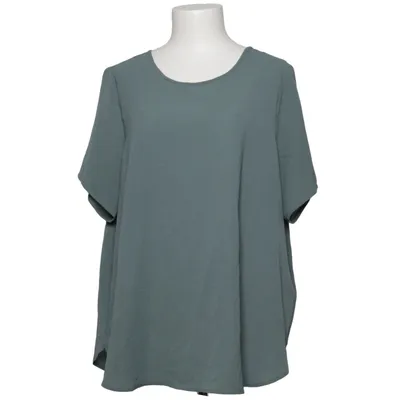 Top (ONLY CARMAKOMA) fra ONLY Carmakoma Genanvendt polyester